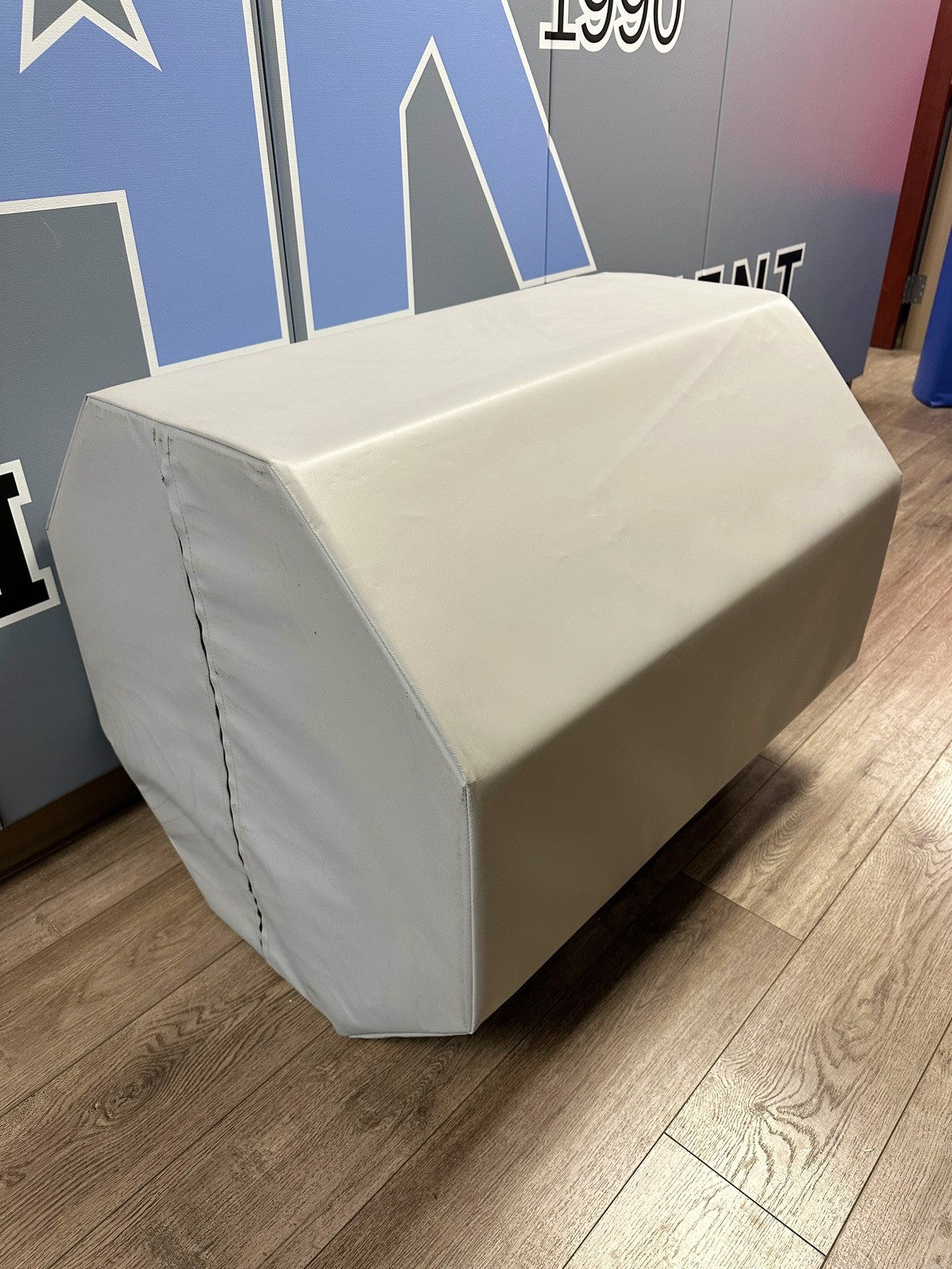 25"x 25"x 28" Octagon Shaped Mat