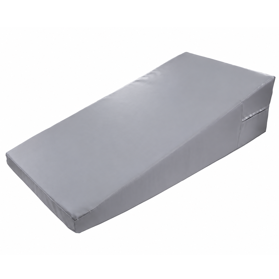 24" x 48" x 12" Triangle Incline Mat
