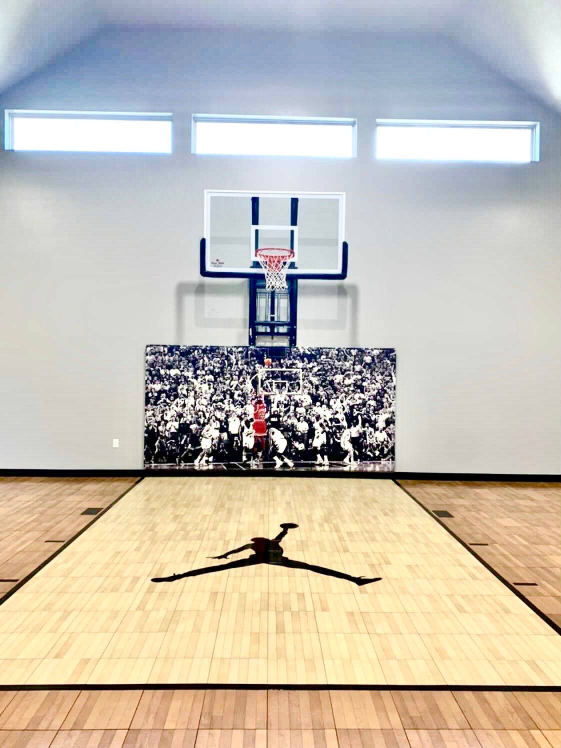 Basketball Home Court Wall Pads Michael Jordan, gym wall pads, printed gymnasium pads, logo gym wall pads, protective wall pads, protective gym pads