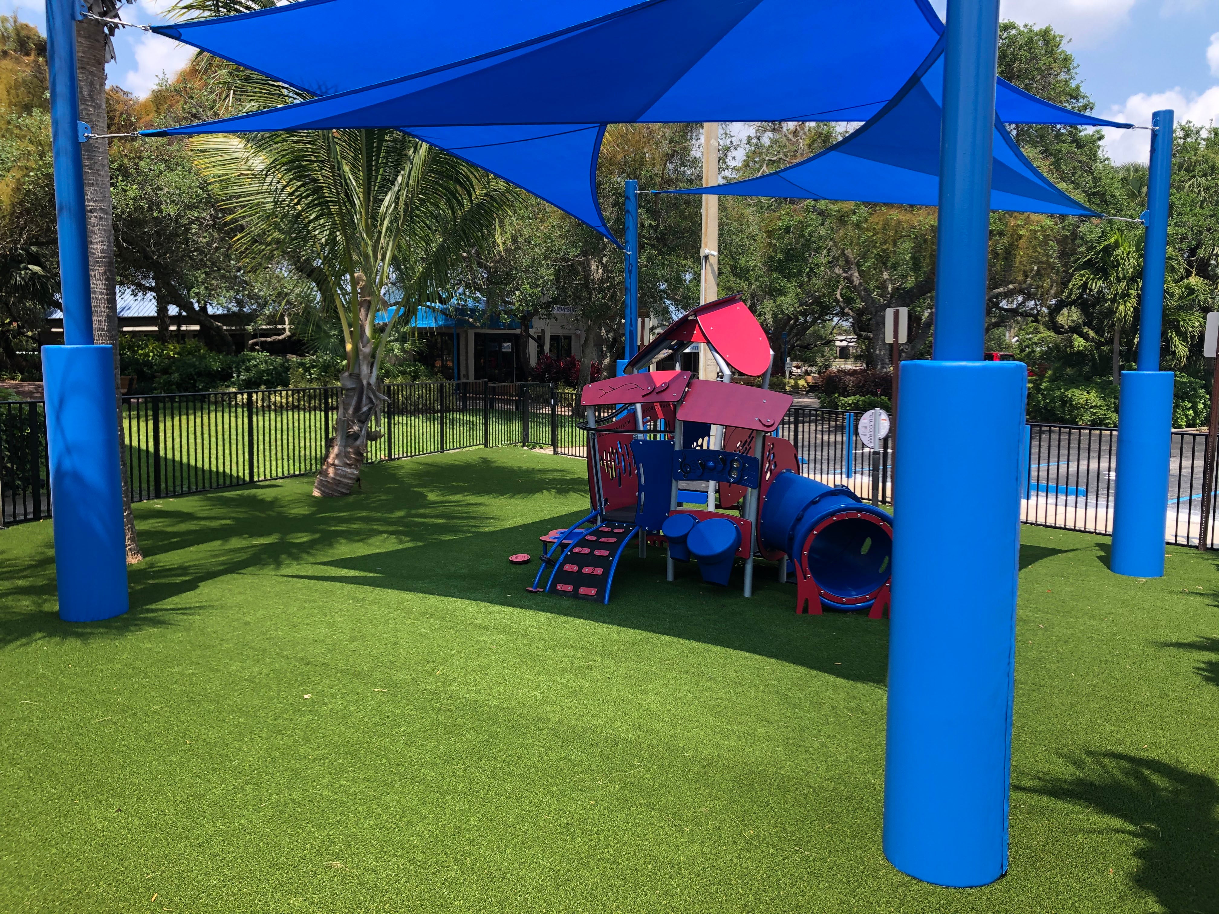 Blue Playground Pole Pads for Canopy Shade Structure