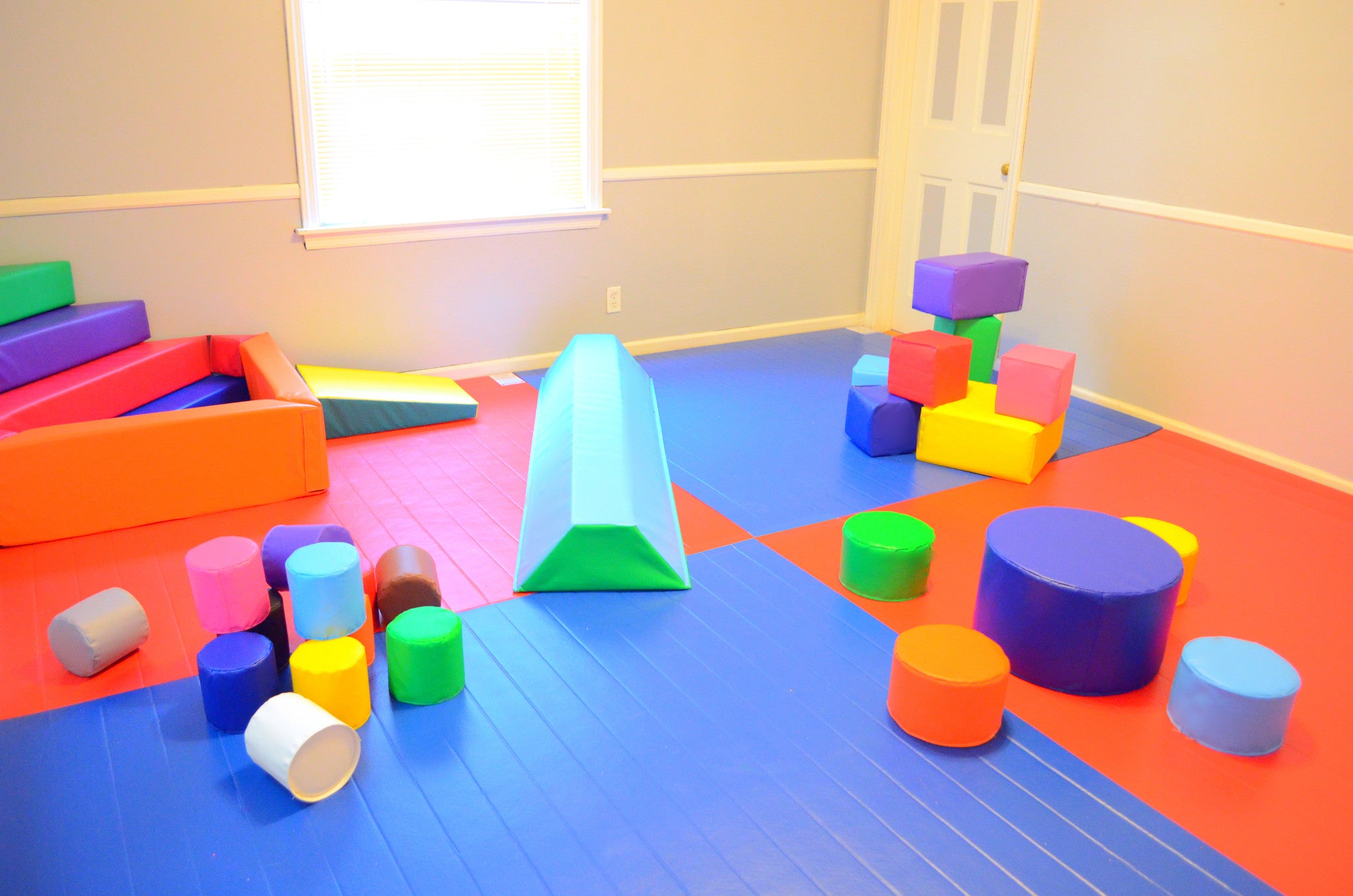Roll-Up Playroom Flooring 5' x 5'
