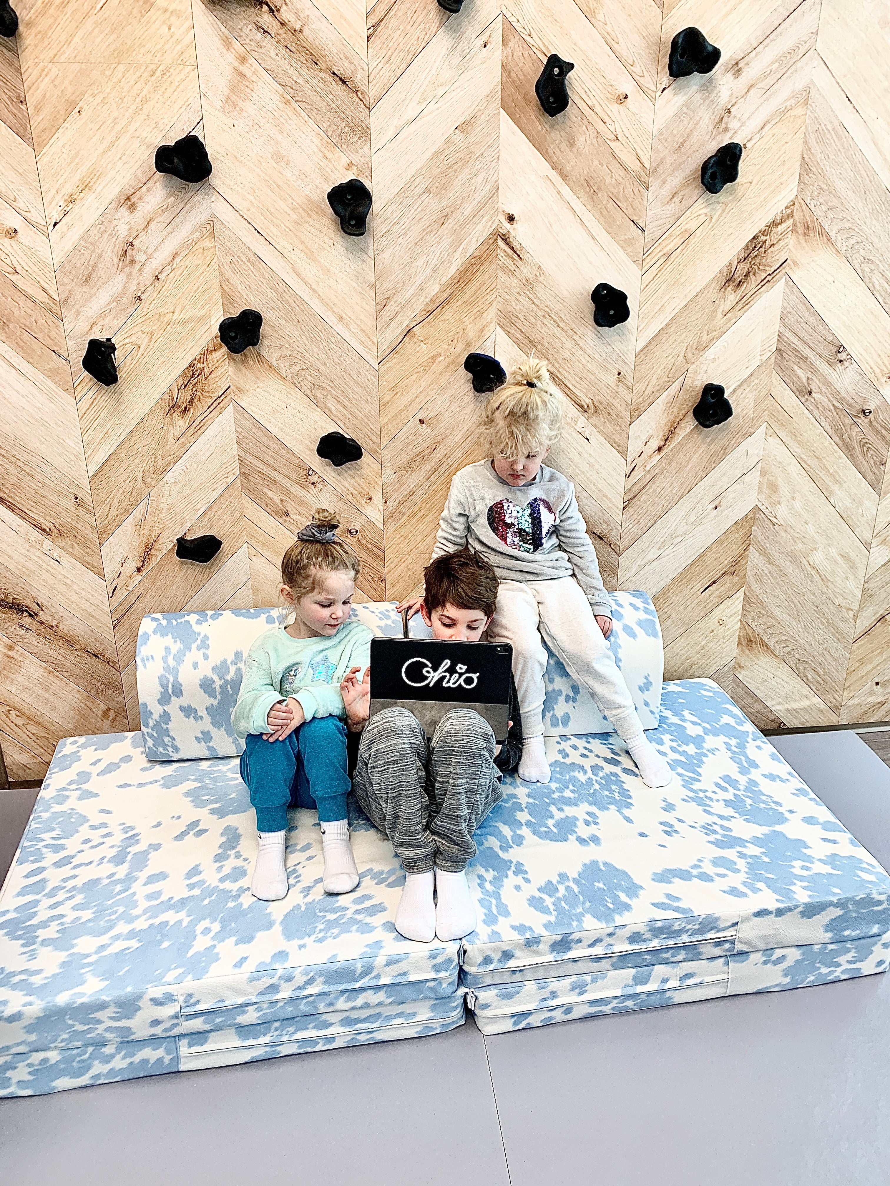 Holiday Shop Crash Couch- Grey