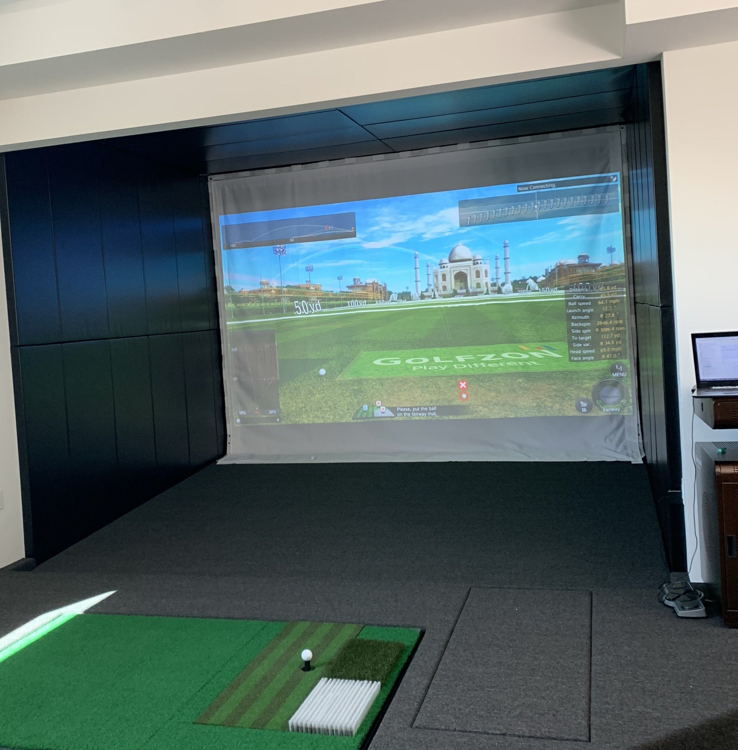 Home wall pads for golf simulator 