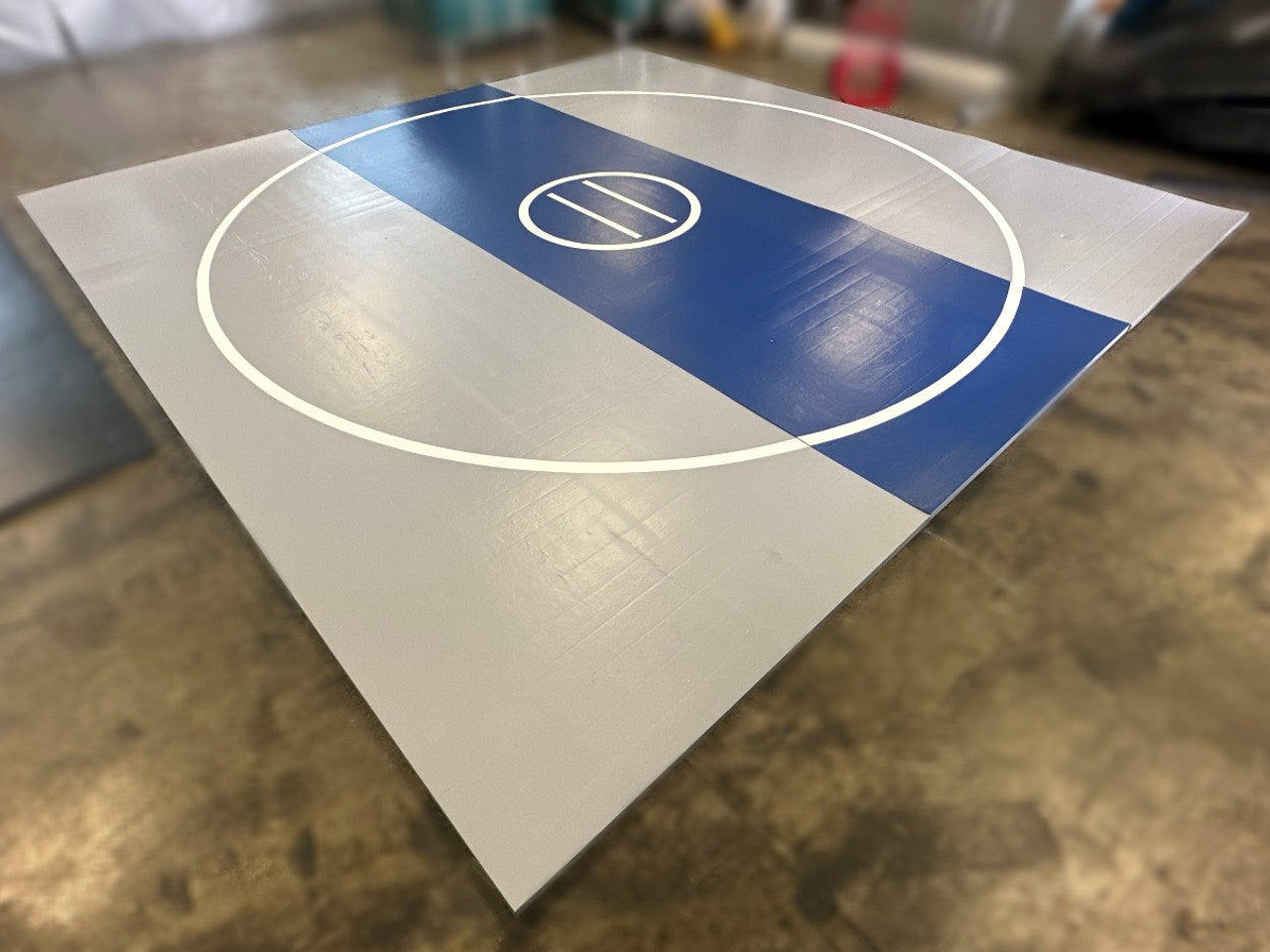 CLEARANCE 16' x 16' x 1 3/8" Roll Up Wrestling Mat - Grey and Blue with White Circles