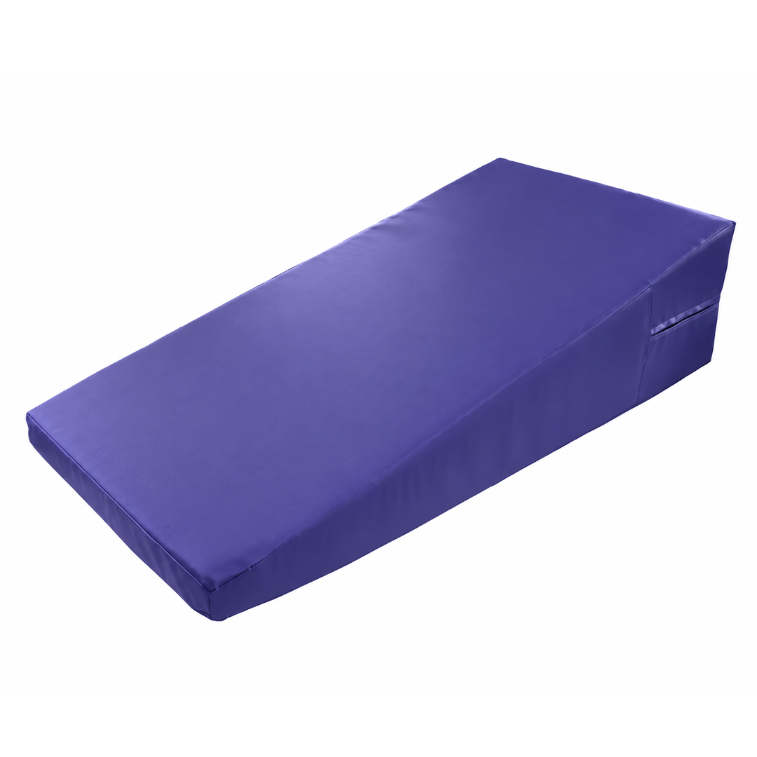 24" x 48" x 12" Triangle Incline Mat