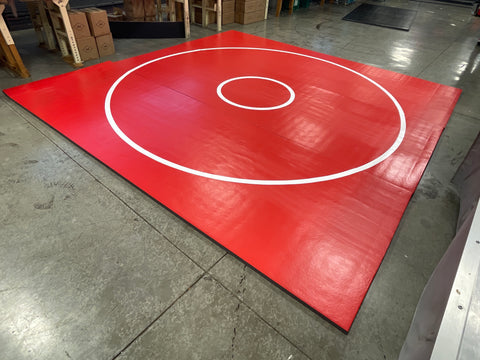 Clearance Wrestling 14' x 14'  x 1 3/8" Roll-Up Mat vinyl flaw Red with White Circles
