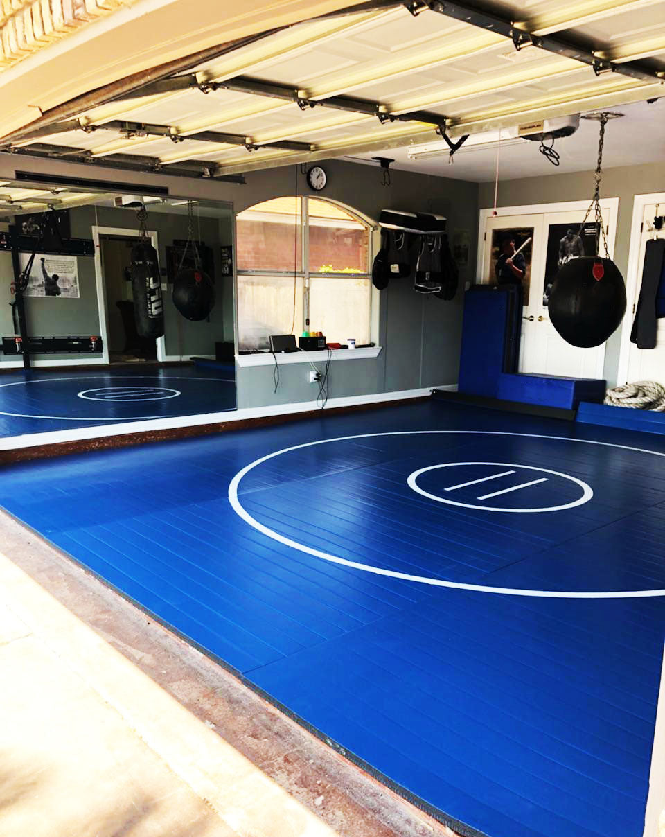 Garage Gym Throw Down Wrestling Mat  Blue with White Circles and Starting Lines