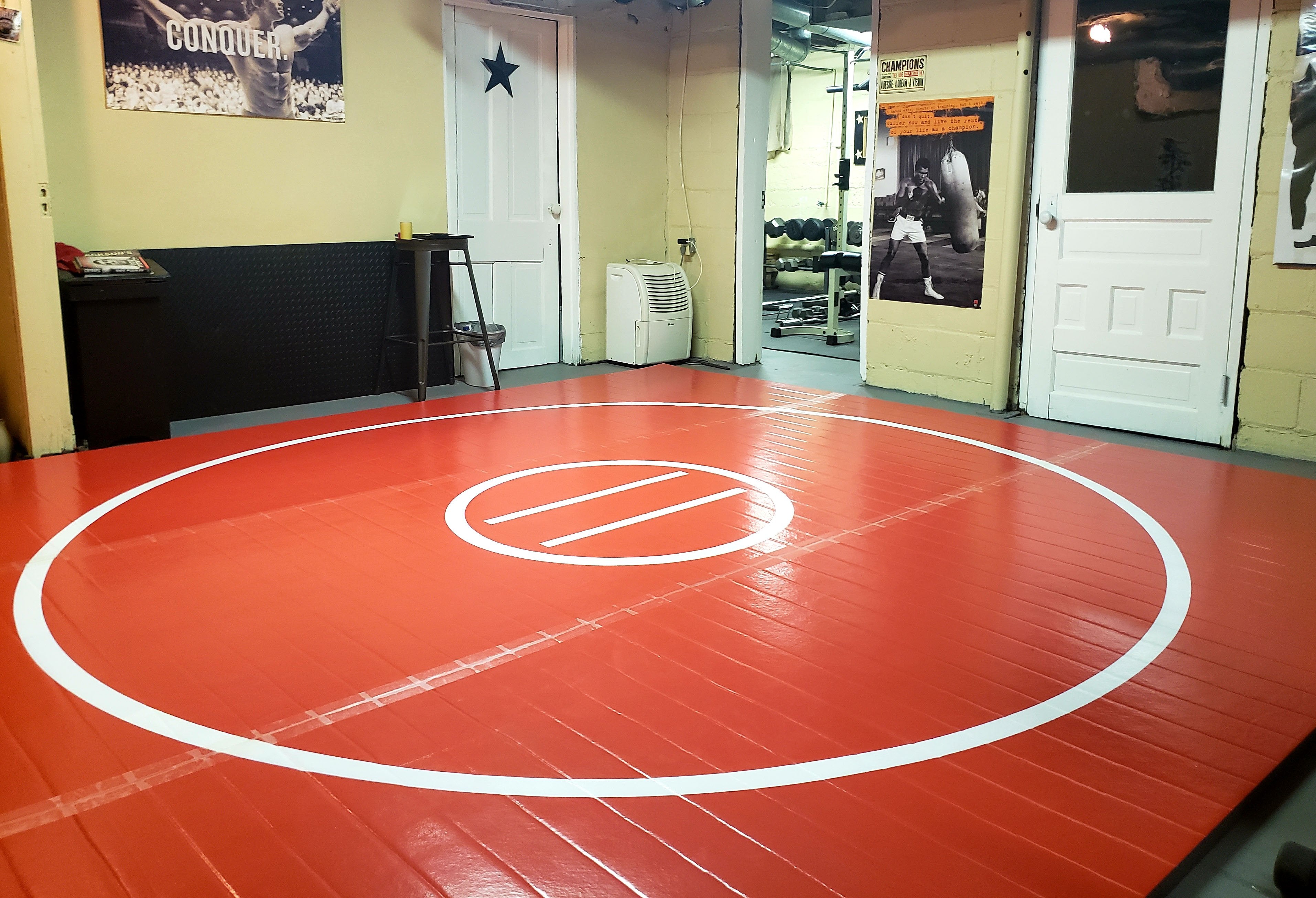 New Style 3 Sections Red Wrestling Mat