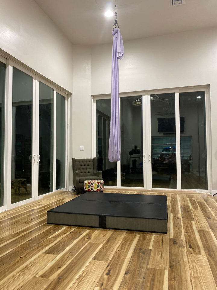 Black Home Soft Crash Mat for Aerial Arts Practice 