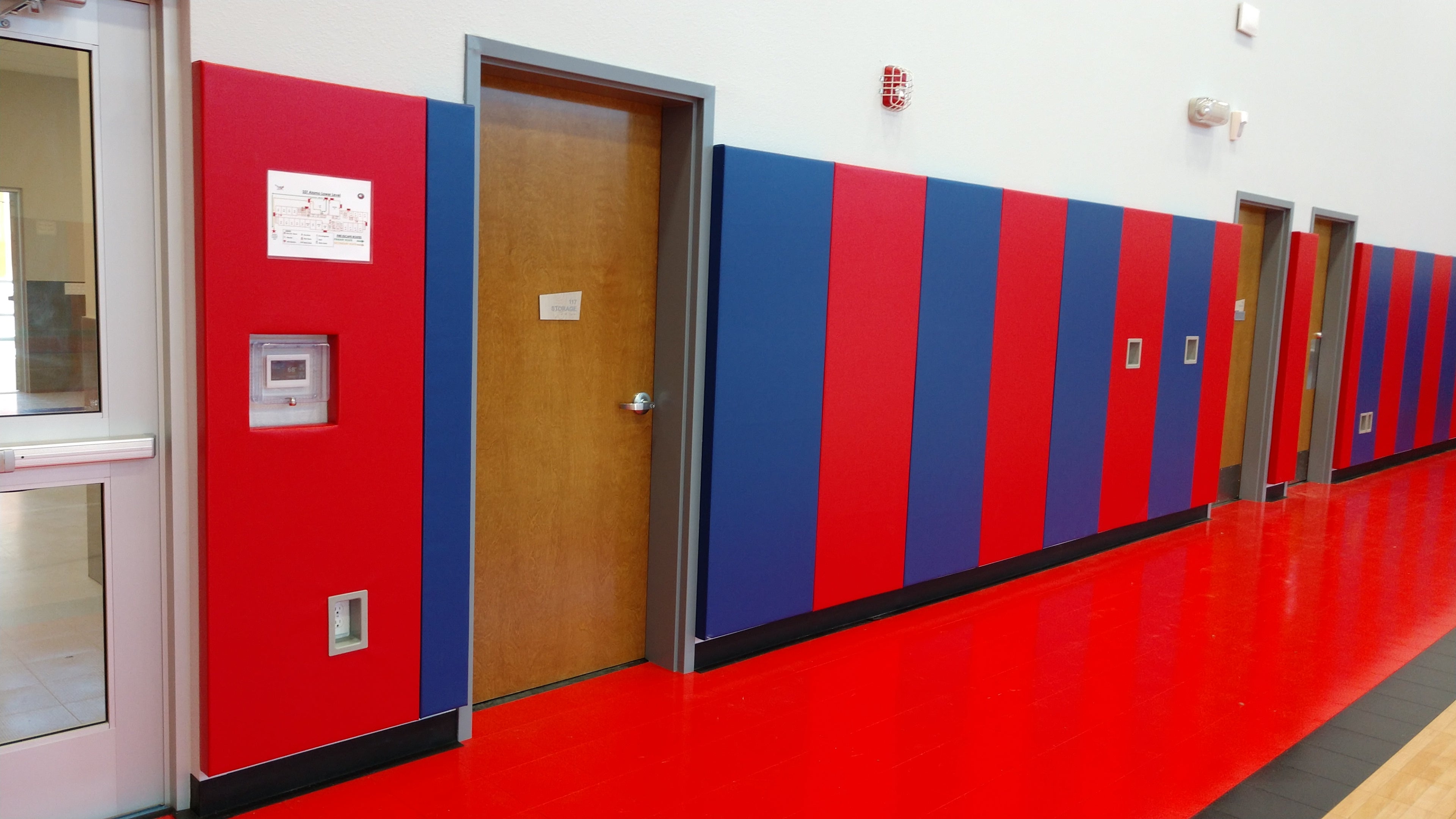 blue and red wall padding, gymnasium wall padding, gym wall mats, 7' tall wall padding
