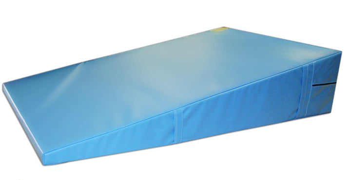 48" x 72" x 16" Triangle Incline Mat
